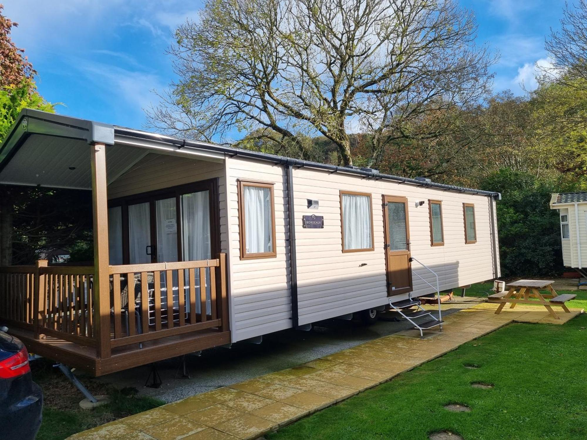 Cardigan Bay Holiday Park Bagian luar foto