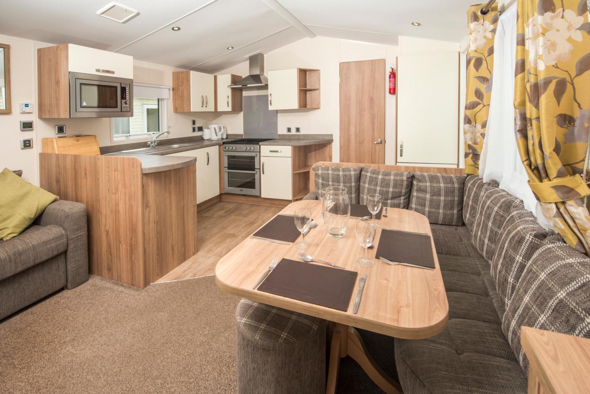 Cardigan Bay Holiday Park Bagian luar foto